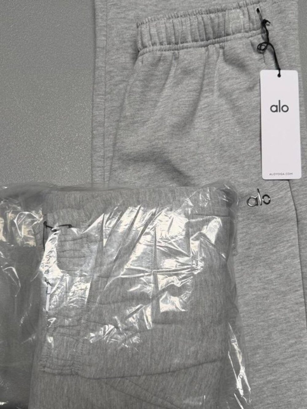 Alo Yoga Men's Grey Trousers